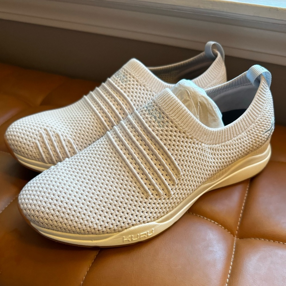 Kuru Stride Women’s 9.5 New in Box